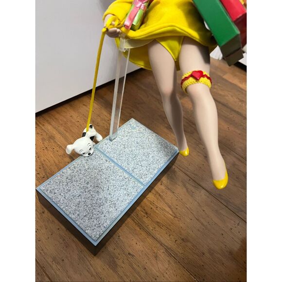 Danbury Mint Betty Boop Porcelain Collector 16" Doll "Shopping Spree" 1996 - Picture 8 of 16